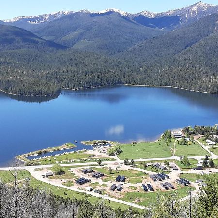Terra Nova Cabins West Yellowstone Exterior photo